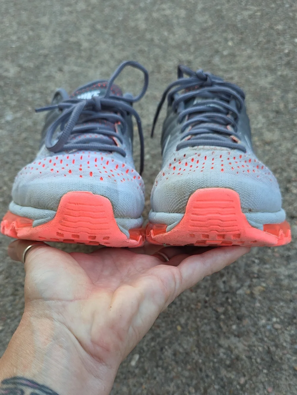 Nike Air Max 2017 Womens Running Athletic Sneakers Size 9 Grey Hot Lava